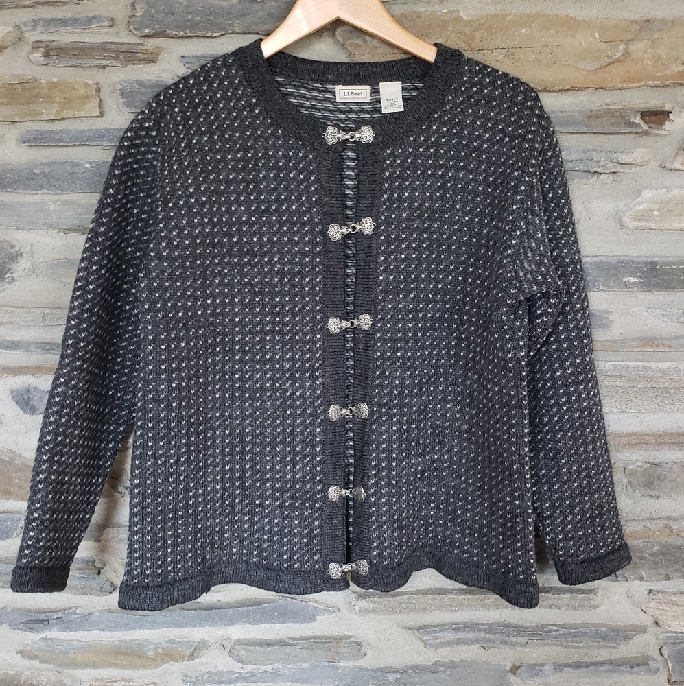 LL Bean Gray Scandi Style Cardigan Medium 100% Wool